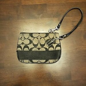 AUTHENTIC Coach Wristlet